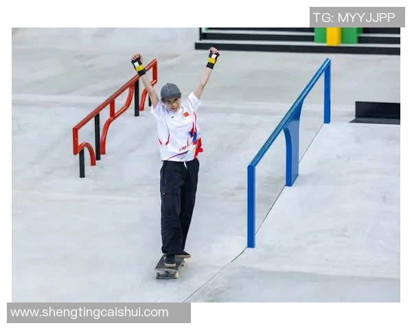 武汉街舞队在世界滑板锦标赛中的灵活性表现引发热议与赞赏